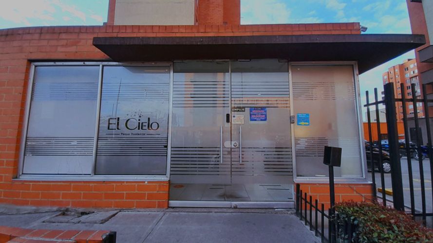 Apartamento de 2 alcobas en venta en El Ensueno, Bogotá, 38 m² · foto 2 de 24