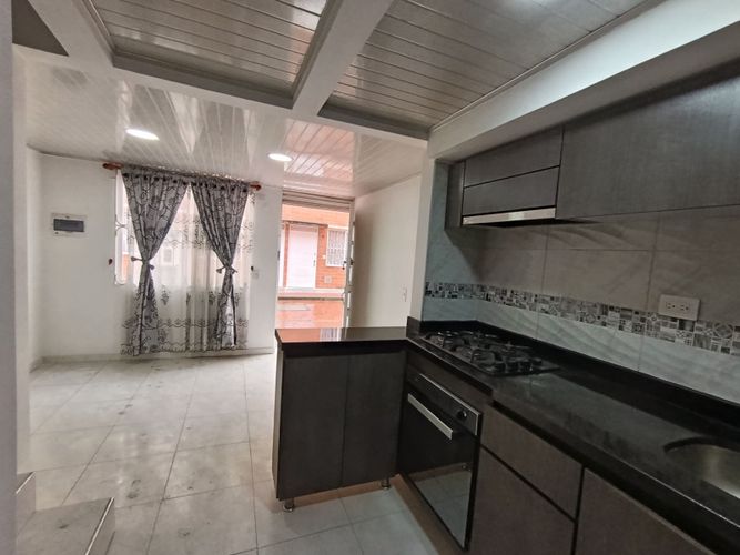 Casa de 2 alcobas en venta en Centro, Soacha, 62 m² · foto 10 de 24