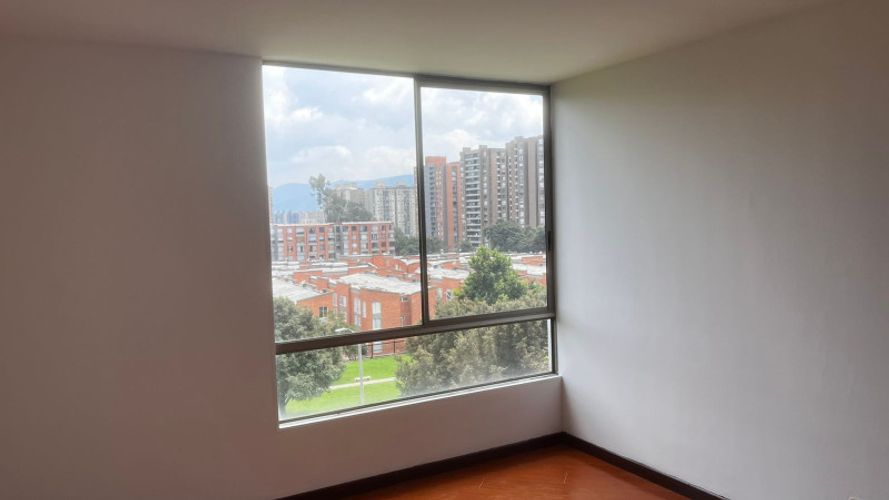 Apartamento de 3 alcobas en venta en Colina Campestre, Bogotá, 133 m² · foto 11 de 18