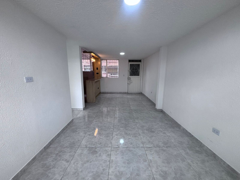Apartamento en venta en Candelaria La Nueva, Bogotá · foto 4 de 15