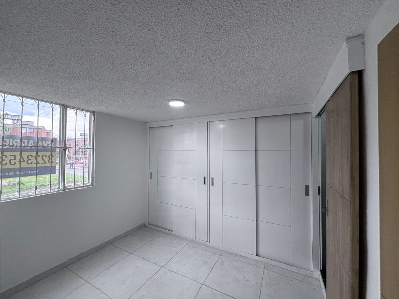 Apartamento en venta en Candelaria La Nueva, Bogotá · foto 9 de 15