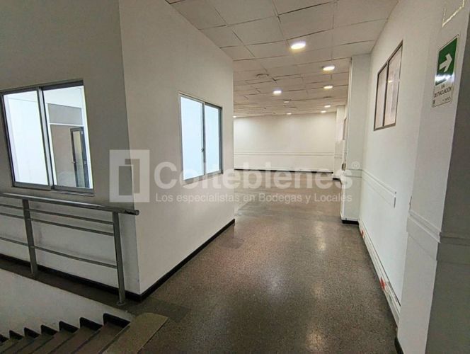 Bodega en arriendo en Manuel Restrepo, Sabaneta, 3198 m² · foto 14 de 23