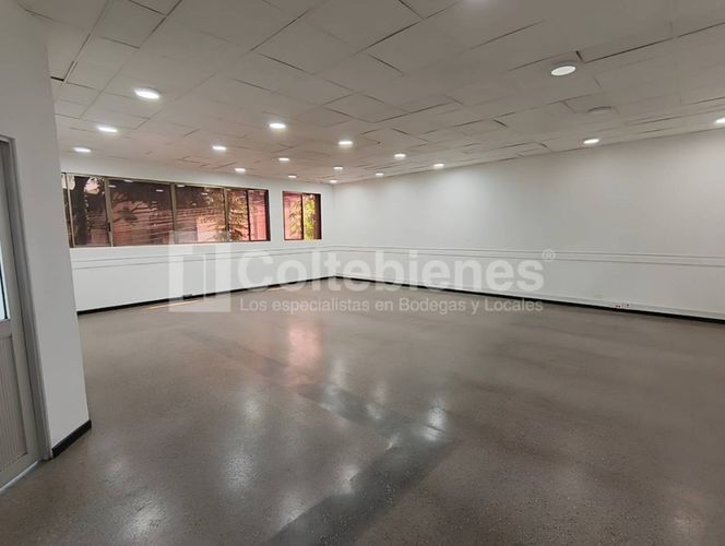 Bodega en arriendo en Manuel Restrepo, Sabaneta, 3198 m² · foto 17 de 23