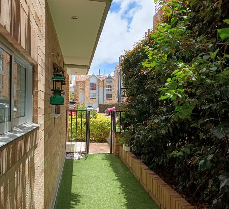 Casa en venta en La Estrella, Chía · foto 3 de 24
