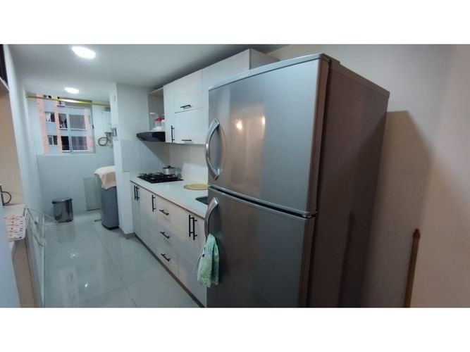 Apartamento de 3 alcobas en venta en La Gabriela, Bello, 65 m² · foto 4 de 16