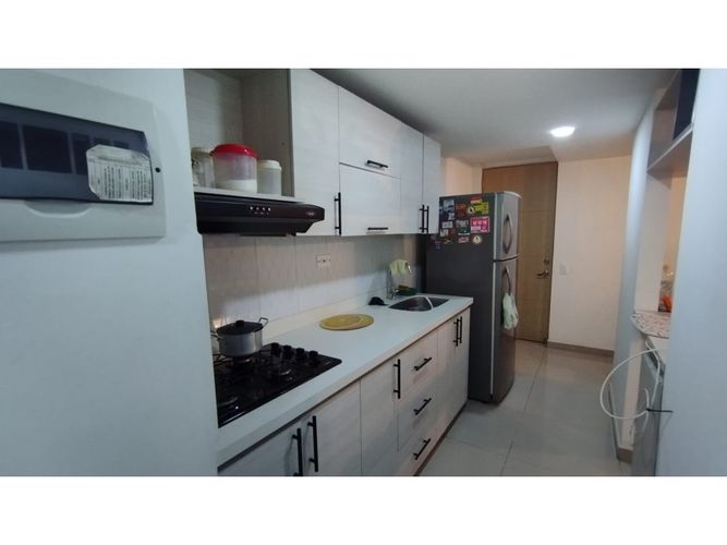 Apartamento de 3 alcobas en venta en La Gabriela, Bello, 65 m² · foto 5 de 16