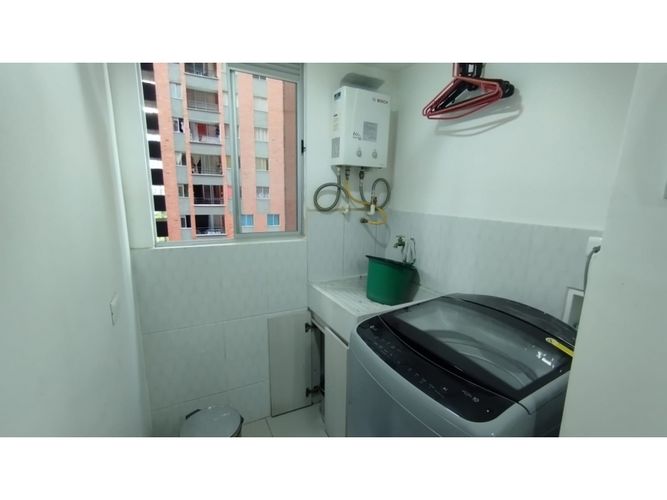 Apartamento de 3 alcobas en venta en La Gabriela, Bello, 65 m² · foto 6 de 16