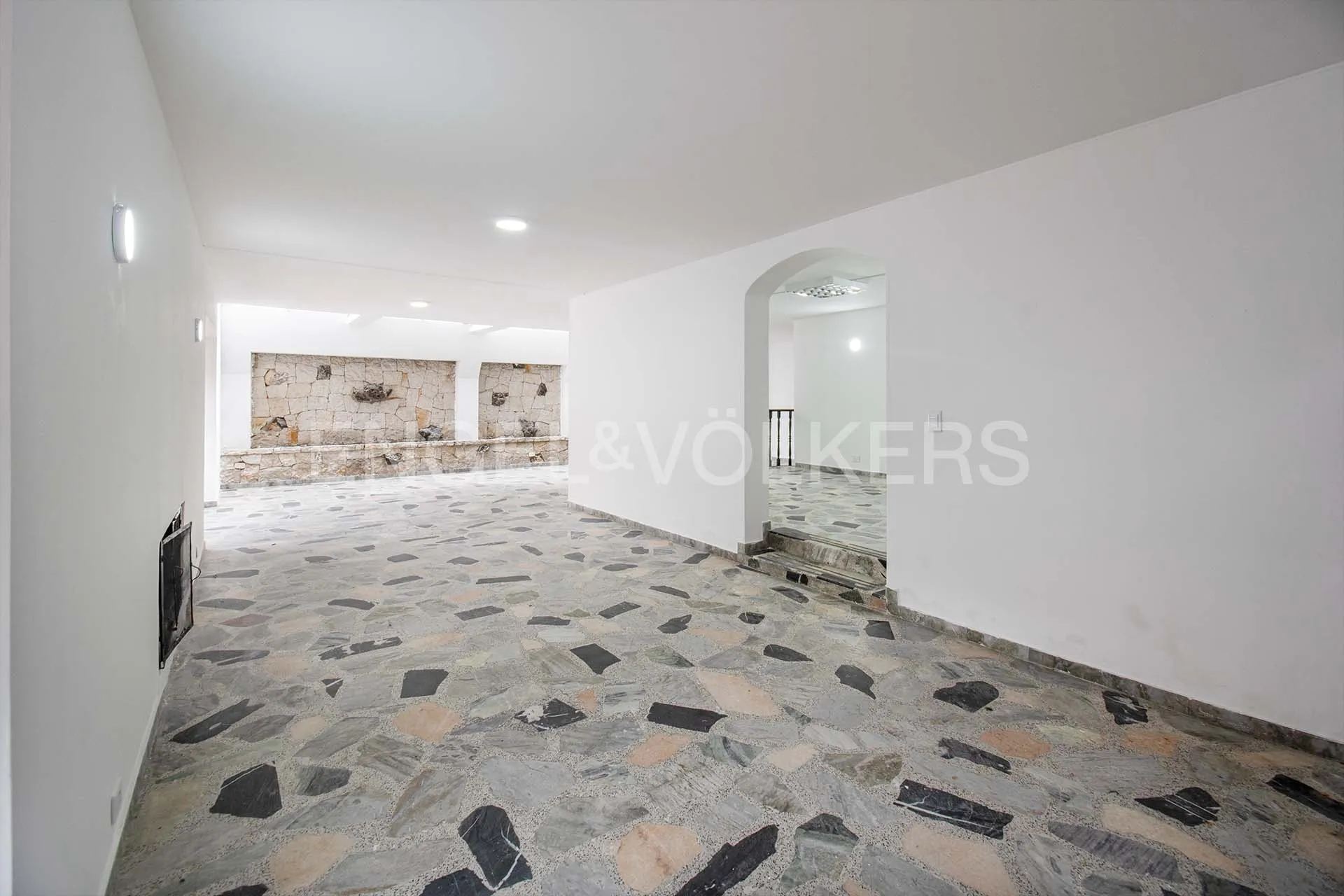 Casa en venta en Cedritos, Bogotá · foto 3 de 23