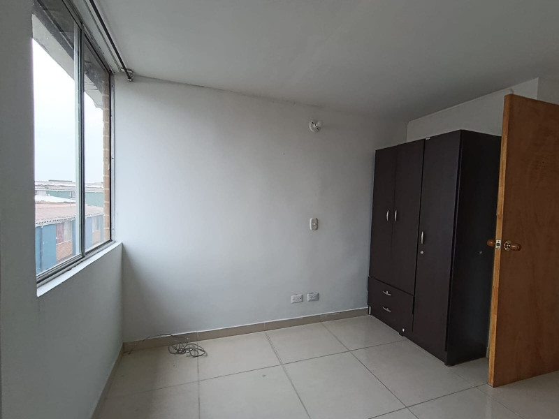 Casa en venta en El Tintal, Bogotá · foto 8 de 24