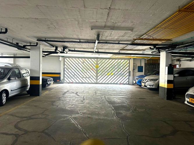 Apartamento en venta en Santa Barbara, Bogotá · foto 5 de 24