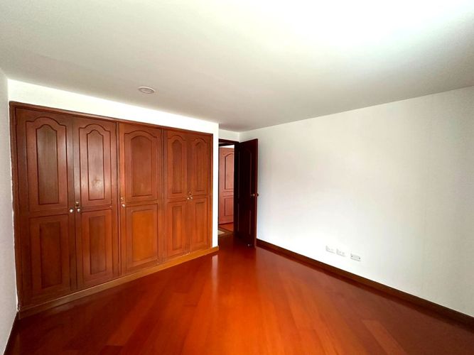 Apartamento en venta en Santa Barbara, Bogotá · foto 13 de 24