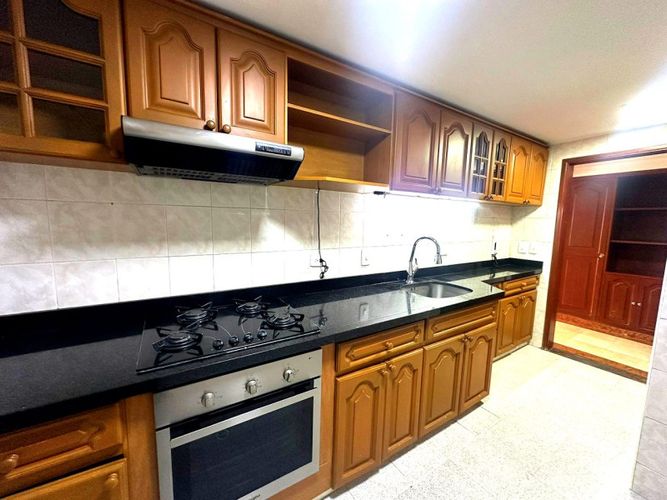 Apartamento en venta en Santa Barbara, Bogotá · foto 19 de 24