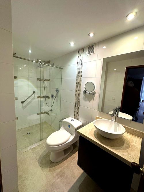 Apartamento en venta en Santa Barbara, Bogotá · foto 23 de 24