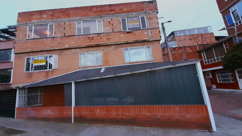 Casa en venta en Bosa Laureles, Bogotá · foto 2 de 24