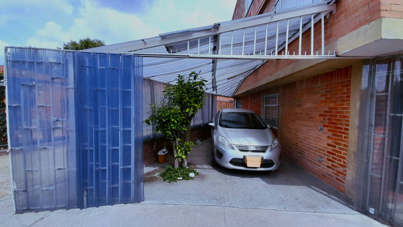 Casa en venta en Bosa Laureles, Bogotá · foto 4 de 24