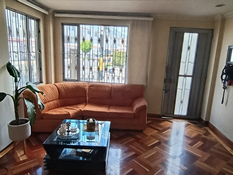 Casa en venta en Villa Magdala, Bogotá · foto 4 de 18