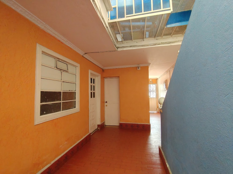 Casa en venta en Las Ferias, Bogotá · foto 4 de 14