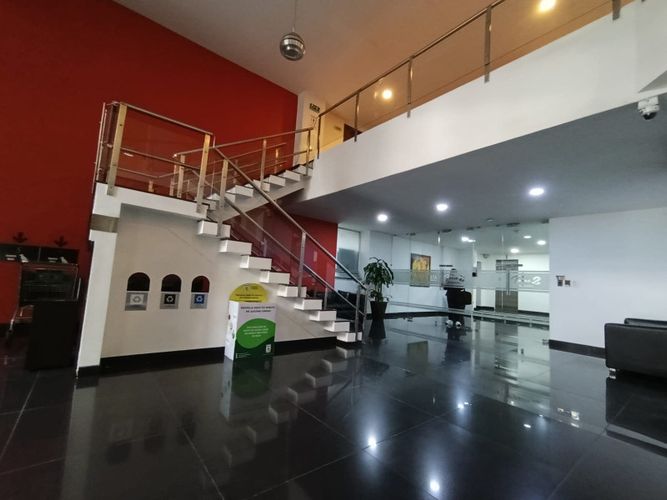 Apartamento de 3 alcobas en venta en Centro Internacional, Bogotá, 133 m² · foto 3 de 24
