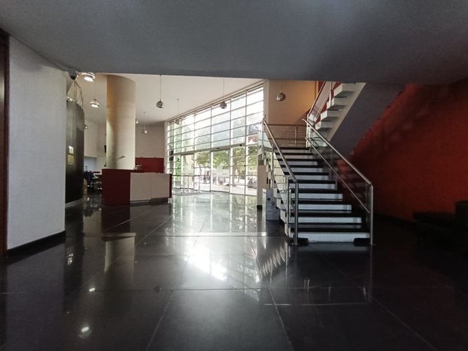 Apartamento de 3 alcobas en venta en Centro Internacional, Bogotá, 133 m² · foto 4 de 24