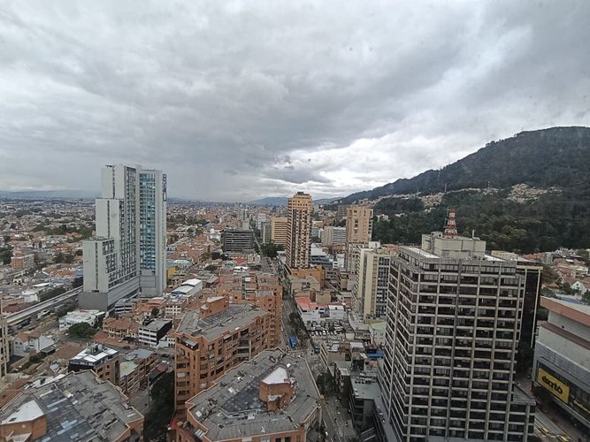 Apartamento de 3 alcobas en venta en Centro Internacional, Bogotá, 133 m² · foto 12 de 24