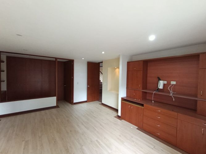 Apartamento de 3 alcobas en venta en Centro Internacional, Bogotá, 133 m² · foto 13 de 24