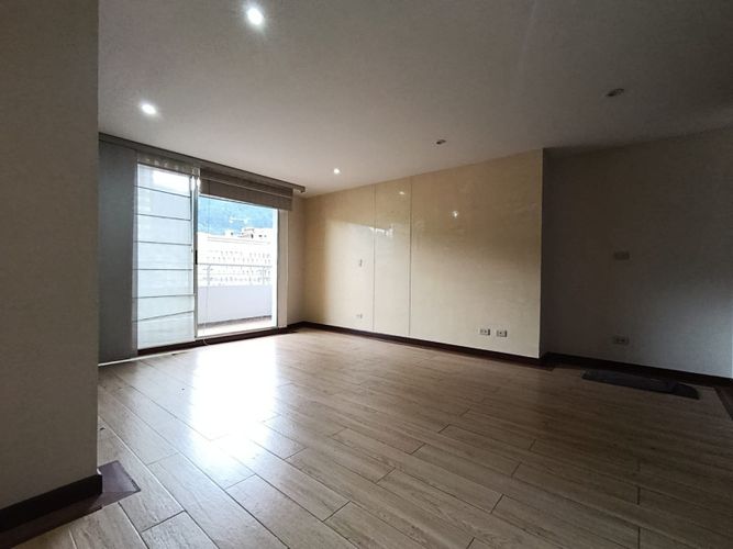 Apartamento de 3 alcobas en venta en Centro Internacional, Bogotá, 133 m² · foto 16 de 24