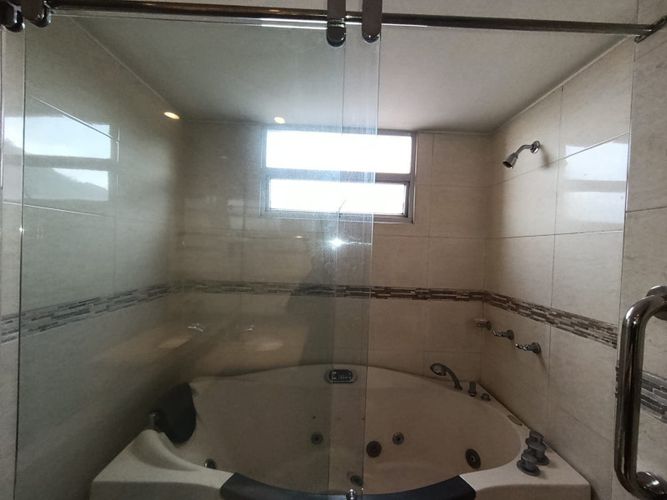 Apartamento de 3 alcobas en venta en Centro Internacional, Bogotá, 133 m² · foto 19 de 24
