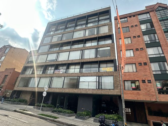 Apartaestudio en venta en Marly, Bogotá, 16 m² · foto 2 de 22
