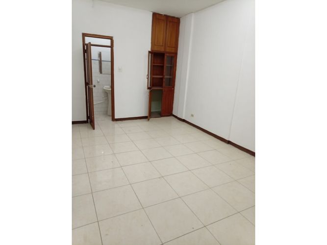 Local en arriendo en Sector Plaza De Bolivar, Pereira, 230 m² · foto 9 de 18