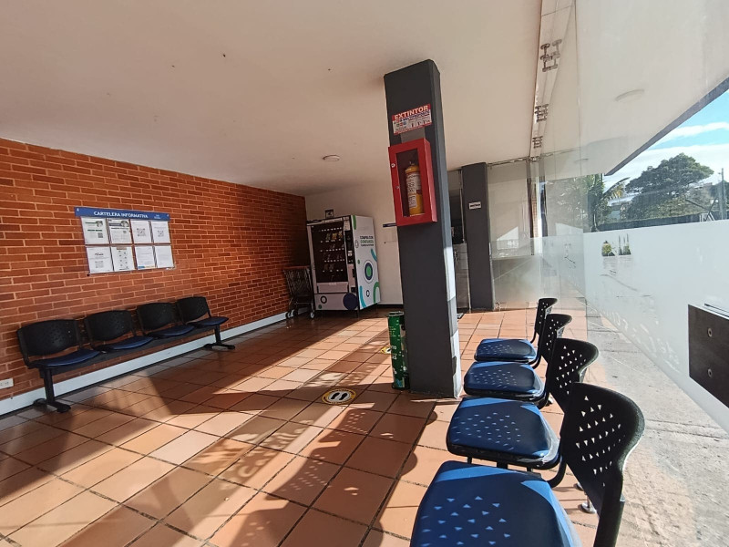 Apartamento en venta en Castilla, Bogotá · foto 6 de 24