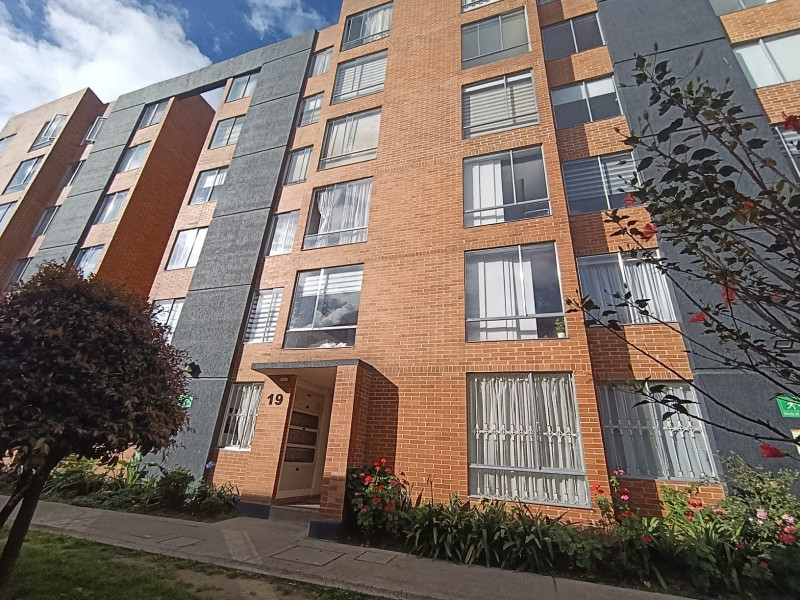 Apartamento en venta en Castilla, Bogotá · foto 7 de 24