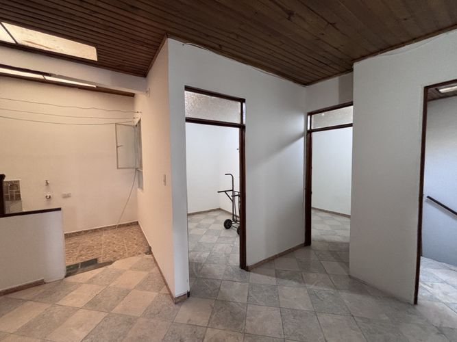Casa de 3 alcobas en venta en Santa Lucia, Bogotá, 158 m² · foto 6 de 12