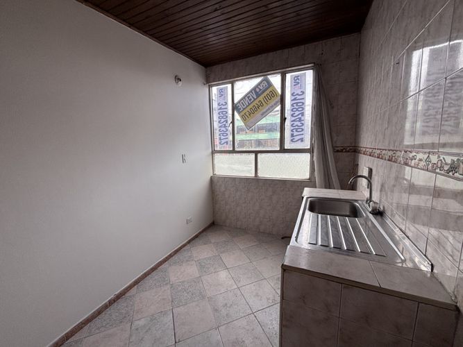 Casa de 3 alcobas en venta en Santa Lucia, Bogotá, 158 m² · foto 7 de 12
