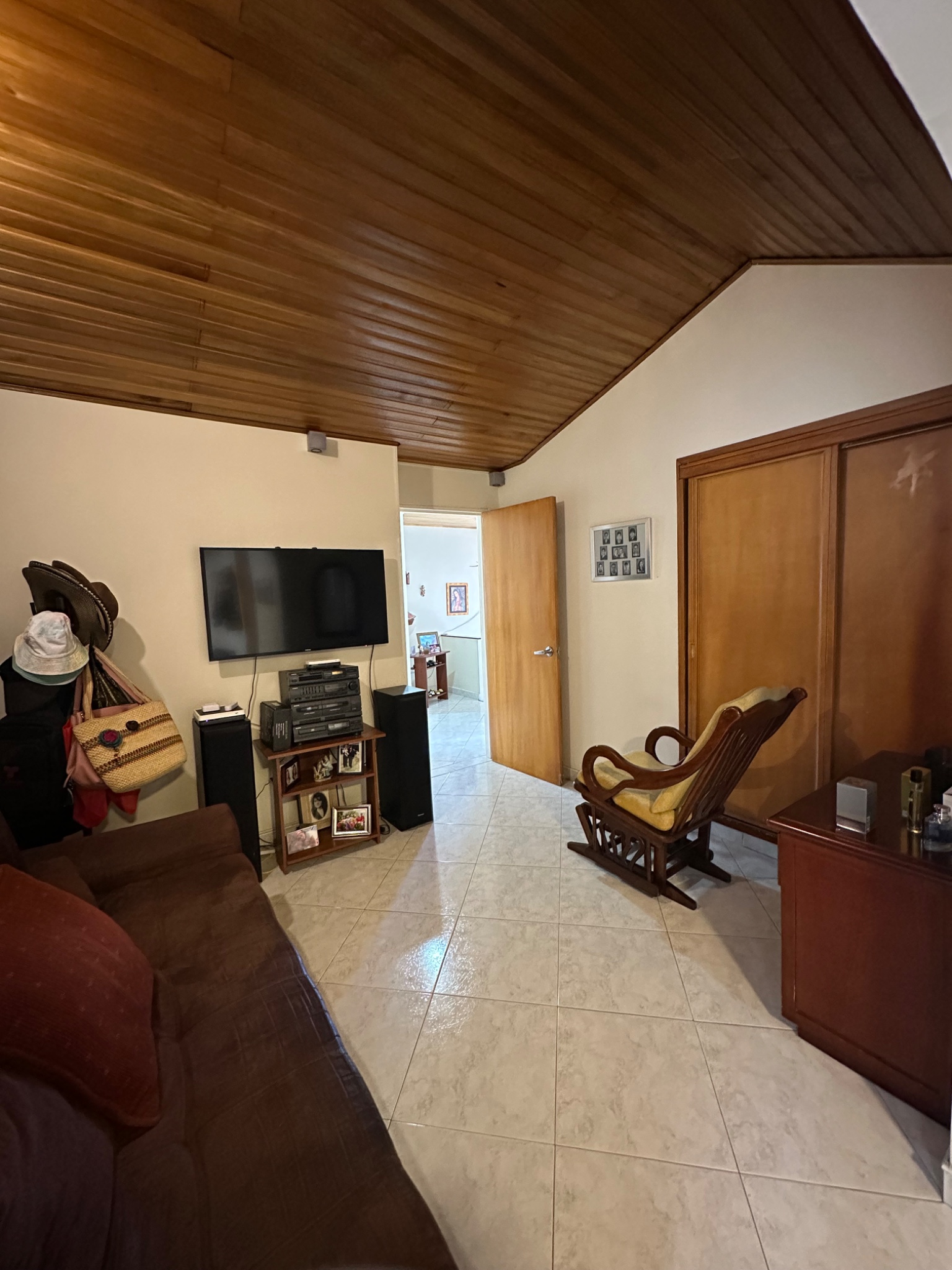 Casa en venta en Victoria Norte, Bogotá · foto 8 de 23