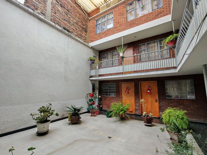Casa de 10 alcobas en venta en Galan, Bogotá, 325 m² · foto 4 de 24