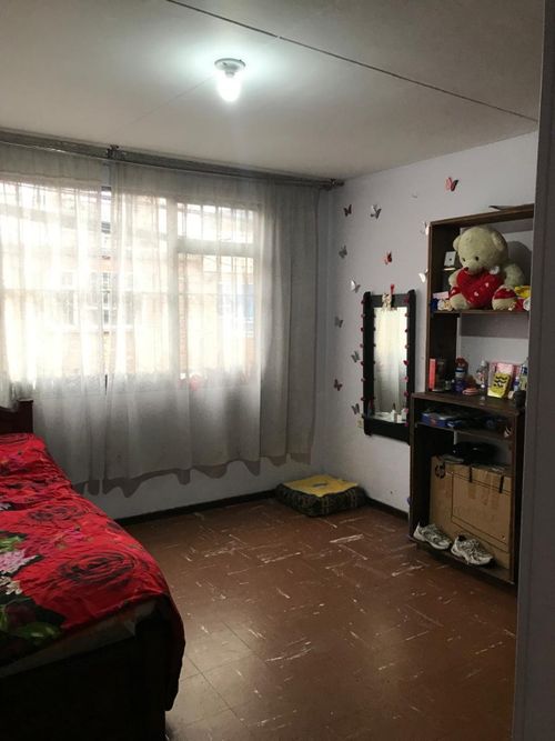 Casa de 10 alcobas en venta en Galan, Bogotá, 325 m² · foto 18 de 24