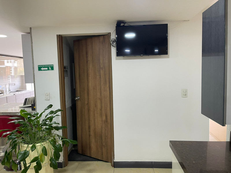 Casa en venta en San Luis, Bogotá · foto 3 de 24