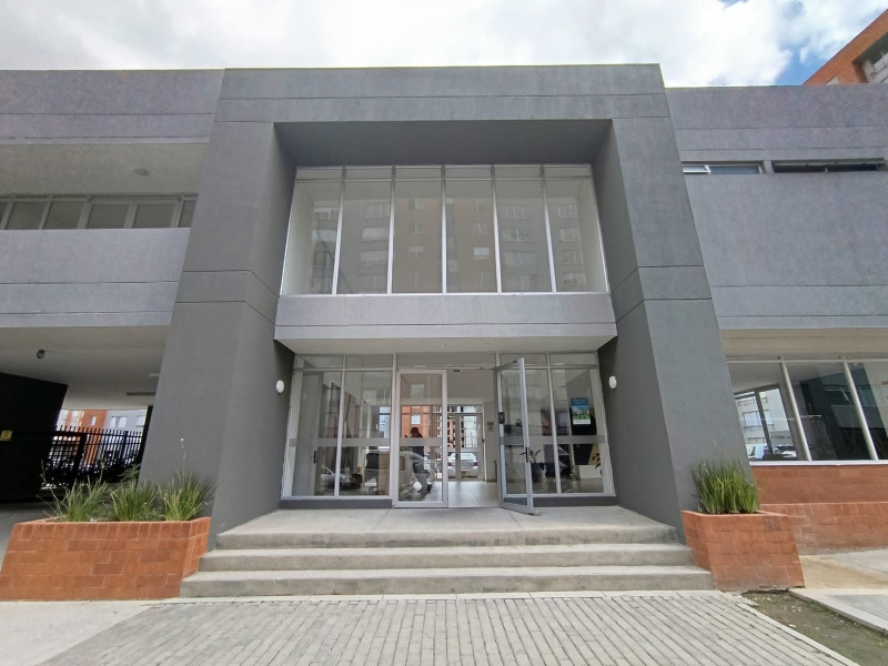 Apartamento en venta en Lagos De Torca, Bogotá · foto 2 de 19