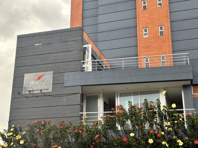 Apartamento en venta en San Andres, Bogotá · foto 2 de 19