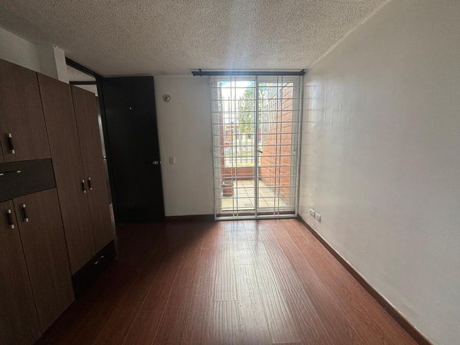 Apartamento en venta en San Andres, Bogotá · foto 10 de 19