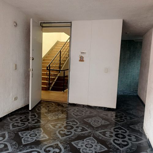 Apartamento de 3 alcobas en venta en Uaecd 007, Soacha, 50 m² · foto 5 de 22