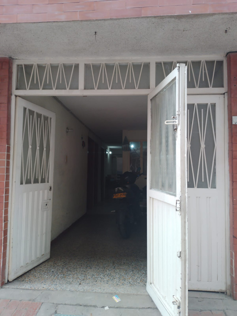 Casa en venta en Gran Britalia, Bogotá · foto 2 de 20
