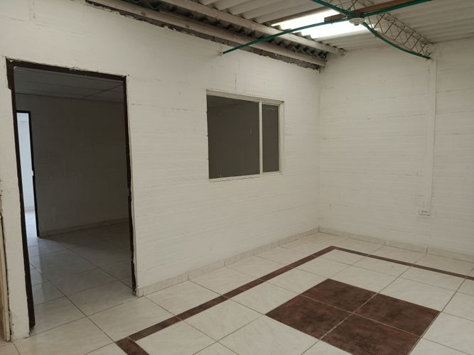 Casa de 8 alcobas en venta en San Nicolas, Soacha, 224 m² · foto 23 de 24
