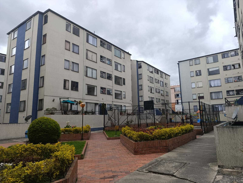 Apartamento en venta en Santa Teresa, Bogotá · foto 2 de 20