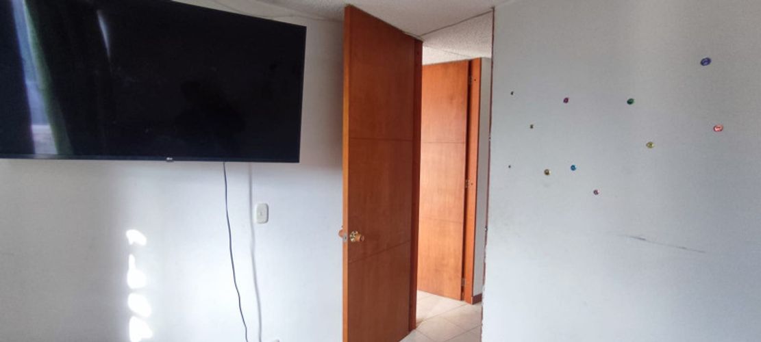 Apartamento de 3 alcobas en venta en Zona Industrial Santa Ana, Soacha, 56 m² · foto 9 de 17