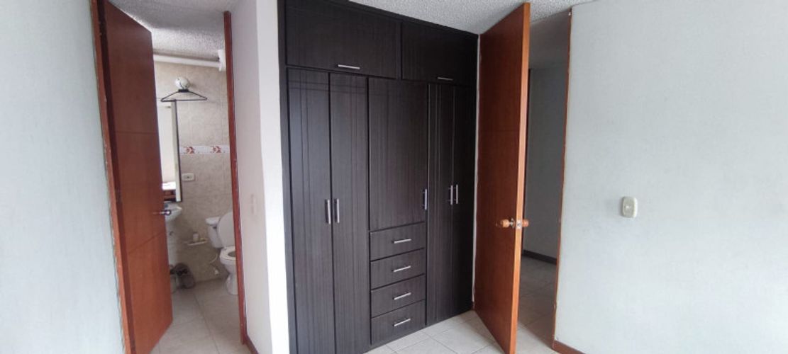Apartamento de 3 alcobas en venta en Zona Industrial Santa Ana, Soacha, 56 m² · foto 16 de 17