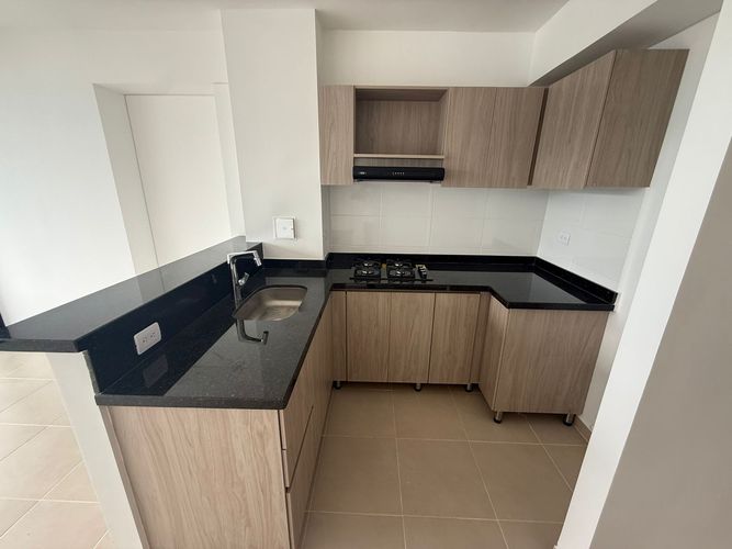 Apartamento de 2 alcobas en venta en Jardines De Coaviconsa, Bucaramanga, 65 m² · foto 4 de 24