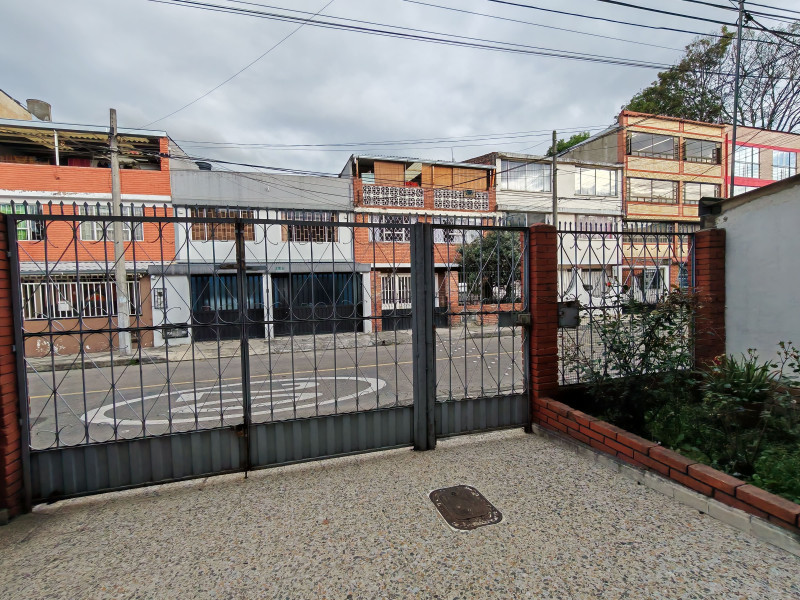 Casa en venta en Remanso, Bogotá · foto 2 de 22