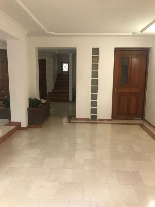 Casa de 5 alcobas en venta en San Jose De Bavaria, Bogotá, 265 m² · foto 7 de 24