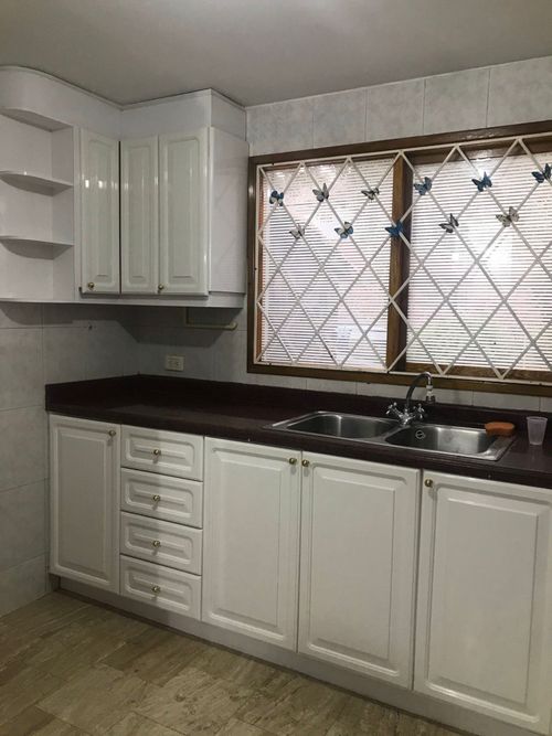 Casa de 5 alcobas en venta en San Jose De Bavaria, Bogotá, 265 m² · foto 22 de 24